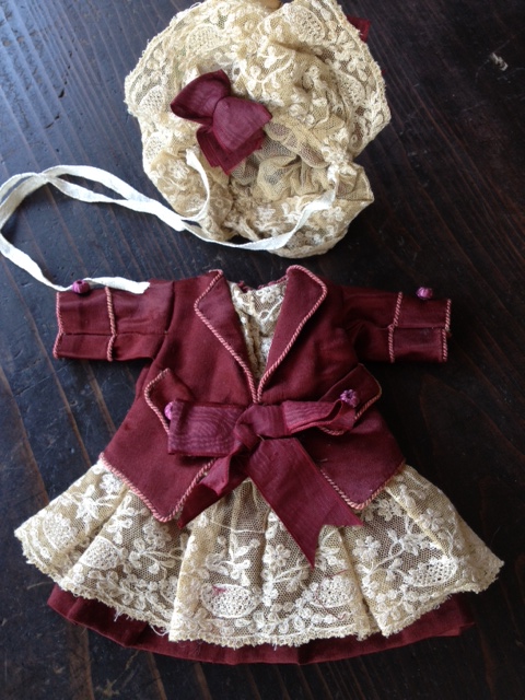 ☆☆Silk dress, bonnet for small bebeの画像